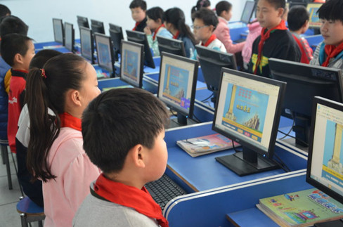 �Ͻ�������λ��ʵ��չ��������Ӣ�ҡ�����